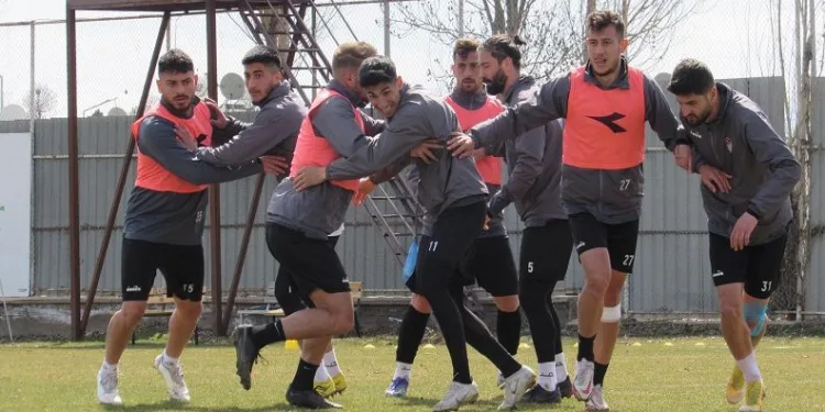 ES Elazığspor Mersin yolcusu