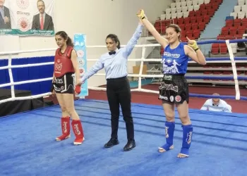 Cemile Aykoç, Muaythai branşında Türkiye şampiyonu oldu