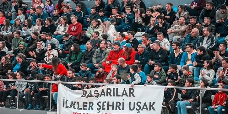 İlkler Şehri Uşak liderlik maçına çıkıyor