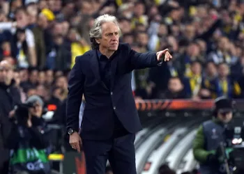 Fenerbahçe Teknik Direktörü Jorge Jesus: “Türkiye’de maçlar sahada değil masada kazanılıyor”
