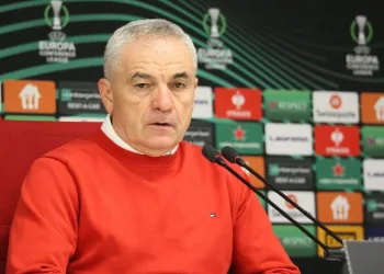 DG Sivasspor Teknik DirektörüRıza Çalımbay: “Artık lige ve kupaya odaklanacağız”