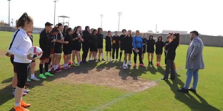 Nazilli kadın futbol takımı hazırlıklarını sürdürüyor
