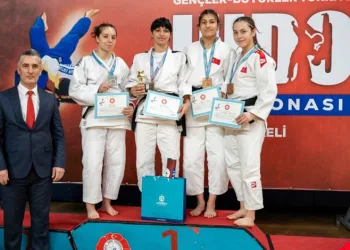 759 sporcunun katıldığı judo şampiyonasında madalyalar sahiplerini buldu
