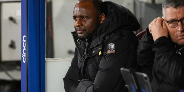 Patrick Vieira İngiltere Premier Lig ekibi Crystal Palace’tan ayrıldı