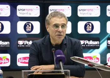 Corendon Alanyaspor Teknik Direktörü Ersun Yanal: “Futbola ihanet ediyoruz”