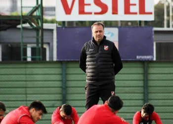 Karşıyaka, tekrar play-off hattında