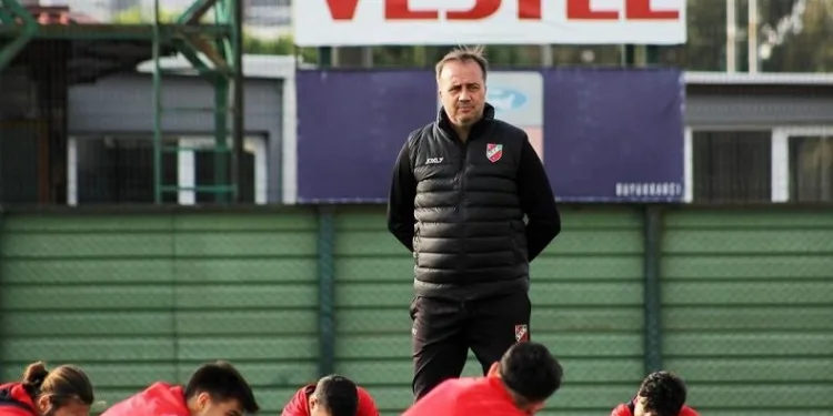 Karşıyaka, tekrar play-off hattında