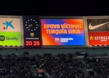 El Clasico’da Türkiye’de yaşanan afet için dayanışma çağrısı yapıldı