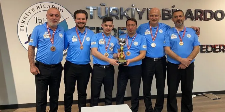 Düzce bilardoda Türkiye 3.’sü oldu