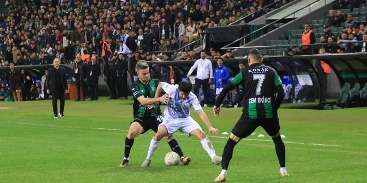 TFF 2. Lig: Kocaelispor: 1 – Pazarspor: 1