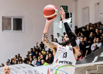 Aliağa Petkimspor’un yeni transferi Josh Perkins, haftanın beşinde