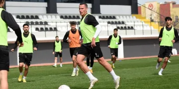 Manisa FK’da Altay maçı hazırlıkları başladı