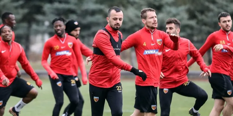 Kayserispor, hazırlık maçı gelirini depremzedelere bağışlayacak