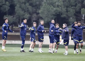 Fenerbahçe hazırlıklarına devam etti