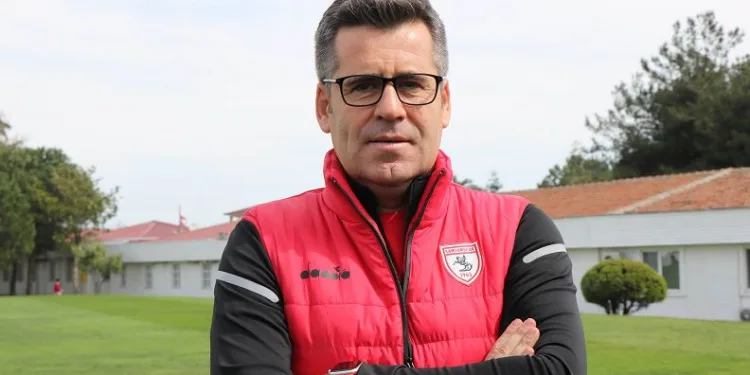 Y. Samsunspor Teknik Direktörü Hüseyin Eroğlu: “Şampiyon olmak istiyorsak Altınordu maçından 3 puanla ayrılmalıyız”