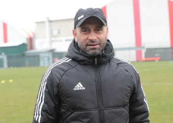 Boluspor Teknik Direktörü Muzaffer Bilazer: “Play-off’ta kontrolü geri almak istiyoruz”