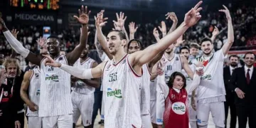 Pınar Karşıyaka, ligin sayı lideri