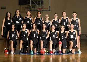 1.lig yolunda Burhaniye Belediyespor’a taraftar desteği