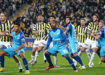 Fenerbahçe özel maçta Zenit ile 2-2 berabere kaldı