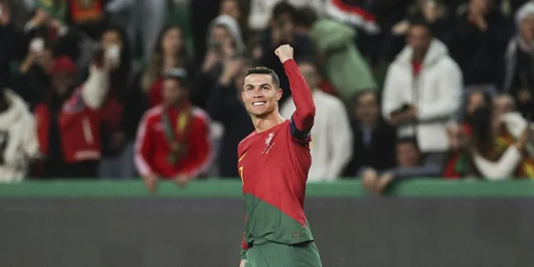 Cristiano Ronaldo’dan yeni dünya rekoru