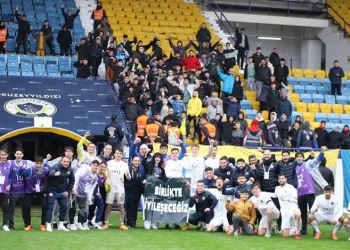 Menemen FK, tekrar çıkış arıyor