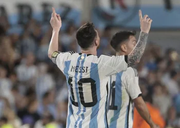 Messi, kariyerinde 800 gole ulaştı