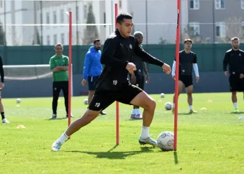 Manisa FK, Altay maçı hazırlıklarını tamamladı