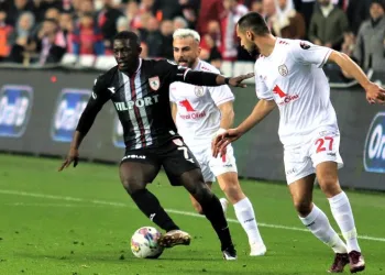Spor Toto 1. Lig: Samsunspor: 2 – Altınordu: 0