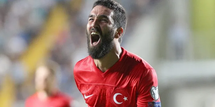 Arda Turan, Türkiye-Hırvatistan maçı öncesi ödüllendirilecek