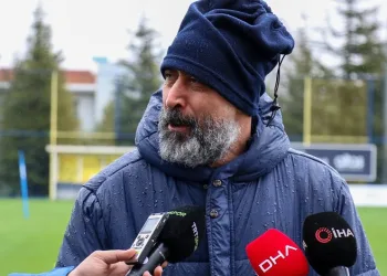 Ankaragücü Teknik Direktörü Tolunay Kafkas: “Kim hata yaparsa bedelini ödeyecek”
