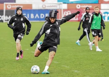 Beşiktaş, Fenerbahçe maçı hazırlıklarına devam etti
