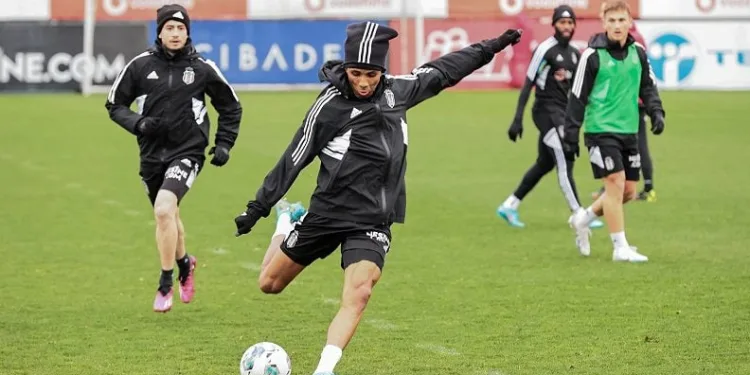 Beşiktaş, Fenerbahçe maçı hazırlıklarına devam etti