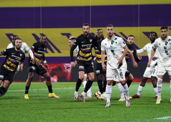 Eyüpspor, Sakaryaspor deplasmanında