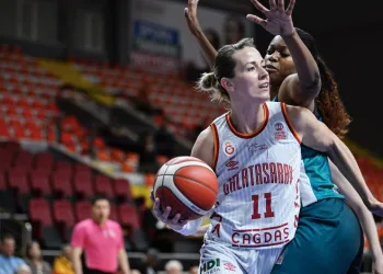 Galatasaray normal sezonun son maçında Nesibe Aydın’a konuk olacak