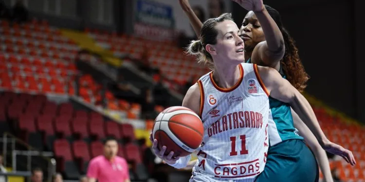Galatasaray normal sezonun son maçında Nesibe Aydın’a konuk olacak