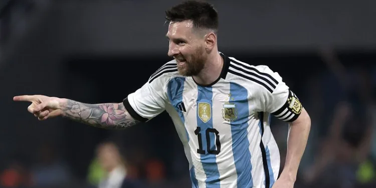 Messi, milli takımlarda 100 gol barajını geçen 3. futbolcu oldu