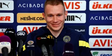 Fenerbahçeli futbolcu Attila Szalai: “Umuyorum ki derbiden 3 puanla ayrılacağız”
