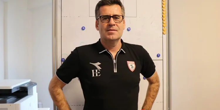 Yılport Samsunspor Teknik Direktörü Hüseyin Eroğlu: “75 puanın şampiyonluk için yeteceğini düşünüyorum”