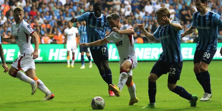 Galatasaray ile Adana Demirspor 38. randevuda