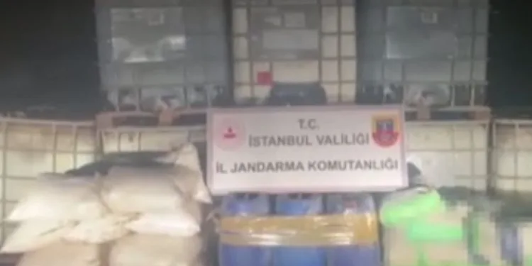 Jandarmadan uyuşturucu tacirlerine darbe
