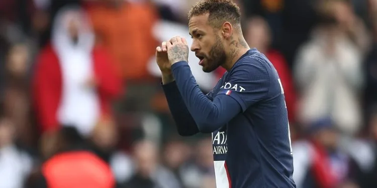 Neymar, sakatlığı sebebiyle sezonu kapattı