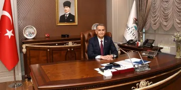 Adıyaman Valisi Çuhadar, görevinden ayrıldı