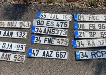 Sele kapılan plakalar sahiplerini bekliyor