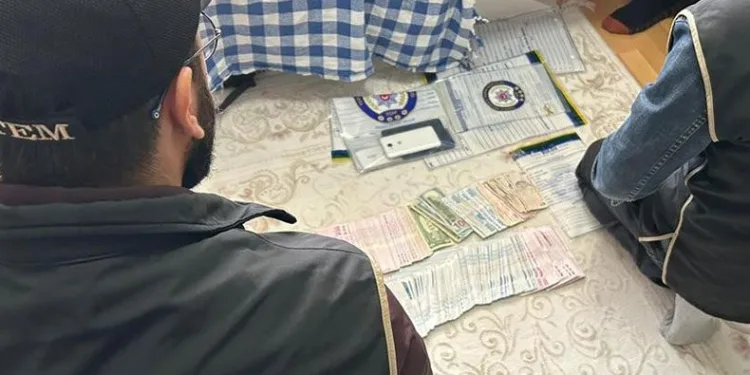 FETÖ’nün gizli kuryeleri deşifre oldu
