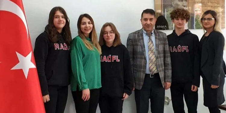 Fen Lisesi öğrencilerinden büyük başarı