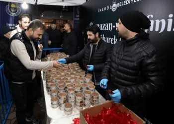 İnegöl’de ilk teravih namazı