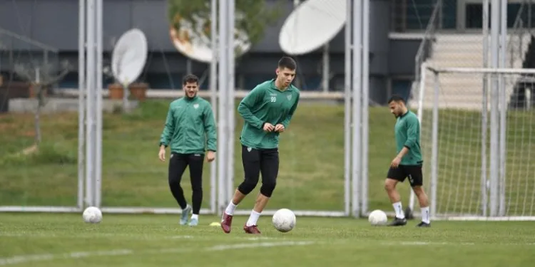 Bursaspor, Ankaraspor maçı hazırlıklarına başladı