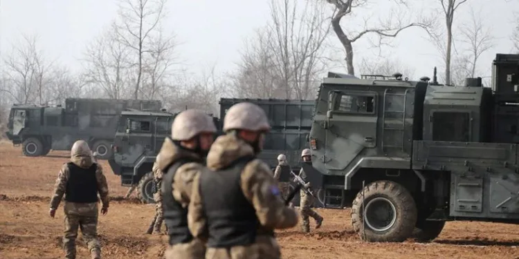 1.4 milyon kişi orduya yazıldı