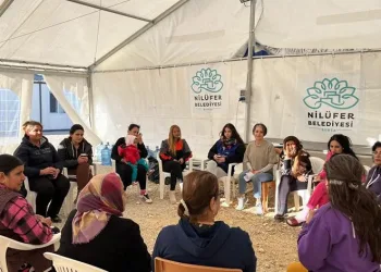 Nilüfer Belediyesi Samandağ’da yaraları sarıyor