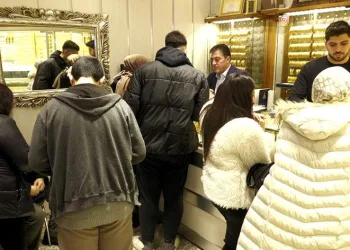 Deprem korkusu altını ‘yastık altından’ çıkardı